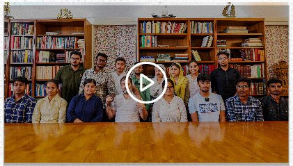 Video: Rahul Gandhi listening to NEET aspirants